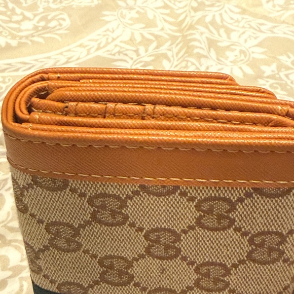 Gucci Tan and Brown Women's Wallet with Gold Accents - Picture 5 of 10